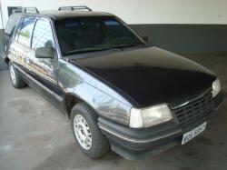 CHEVROLET Ipanema 1.8 4P GL