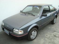 FORD Escort 1.6 GHIA
