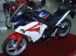 HONDA CBR 250 R