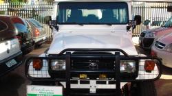 TOYOTA Bandeirante 3.7 4X4 DIESEL TETO R�GIDO
