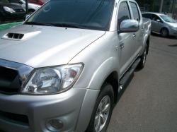 TOYOTA Hilux Caminhonete 3.0 4P SR 4X4 DIESEL CABINE DUPLA