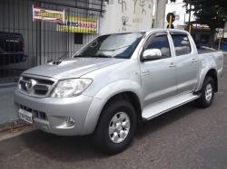 TOYOTA Hilux Caminhonete 3.0 4P DX 4X4 DIESEL CABINE DUPLA