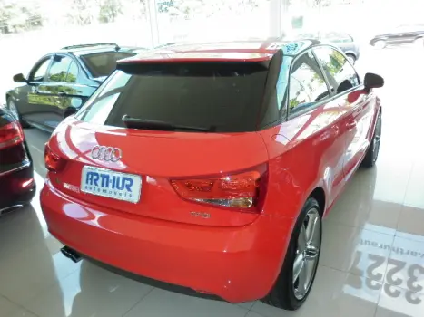 AUDI A1 1.4 16V TFSI ATRACTION S-TRONIC AUTOM�TICO, Foto 3