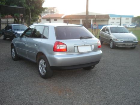 AUDI A3 1.8 4P, Foto 2