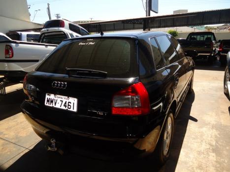 AUDI A3 1.8 4P T 180 CV, Foto 4