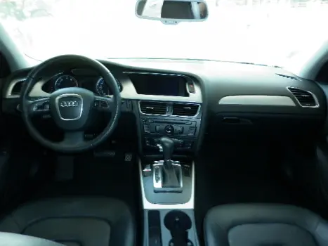 AUDI A4 2.0 4P TFSI ATTRACTION AUTOM�TICO, Foto 4