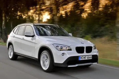 BMW X1 2.0 16V 4P S DRIVE 18I AUTOM�TICO, Foto 2