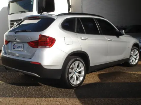 BMW X1 2.0 24V 4P TOP S DRIVE 18I, Foto 3