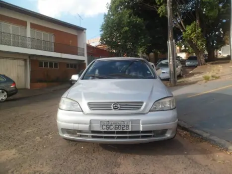 CHEVROLET Astra Hatch 1.8 GL, Foto 1