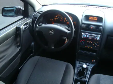 CHEVROLET Astra Hatch 2.0 4P ADVANTAGE  FLEX, Foto 4