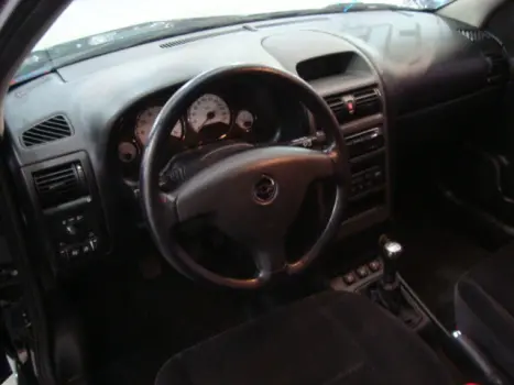 CHEVROLET Astra Hatch 2.0 4P, Foto 3
