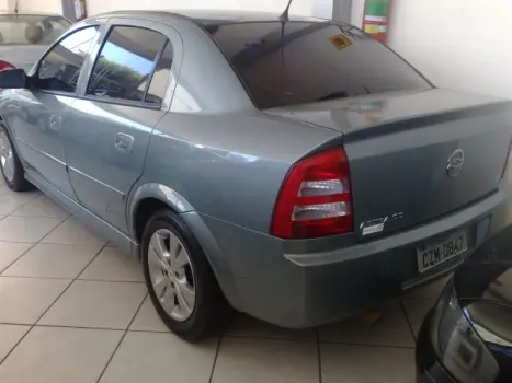 CHEVROLET Astra Sedan 2.0 4P, Foto 2