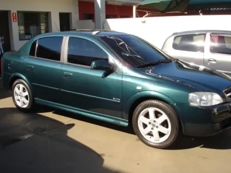 CHEVROLET Astra Sedan 2.0 4P FLEX ELITE, Foto 2