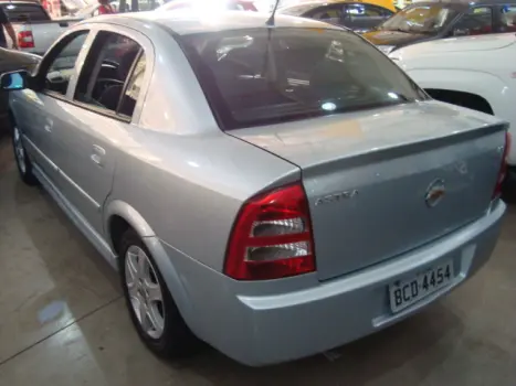 CHEVROLET Astra Sedan 2.0 4P ADVANTAGE, Foto 4