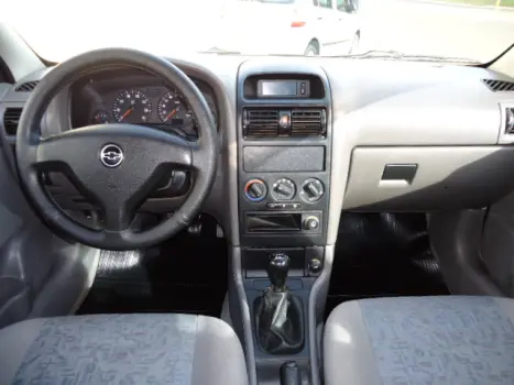 CHEVROLET Astra Sedan 1.8 4P GL, Foto 4