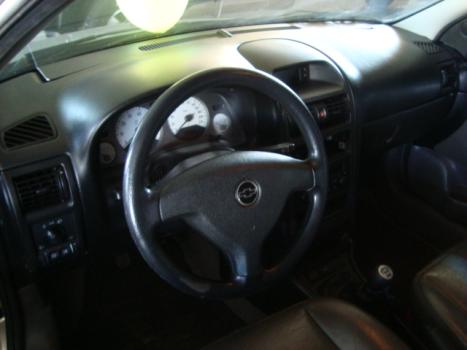 CHEVROLET Astra Sedan 2.0 4P CD, Foto 4