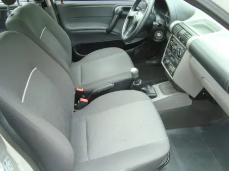 CHEVROLET Classic Sedan 1.0 4P VHCE FLEX LS, Foto 3