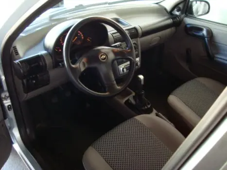 CHEVROLET Classic Sedan 1.0 4P VHCE FLEX, Foto 3