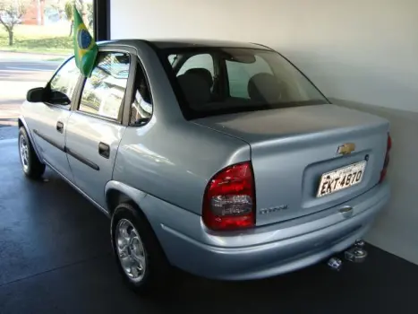 CHEVROLET Classic Sedan 1.0 4P VHCE FLEX, Foto 2