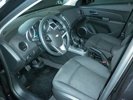 CHEVROLET Cruze Hatch 1.8 16V 4P LT ECOTEC FLEX, Foto 4