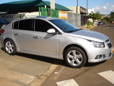 CHEVROLET Cruze Hatch 1.8 16V 4P LTZ SPORT6 FLEX, Foto 2