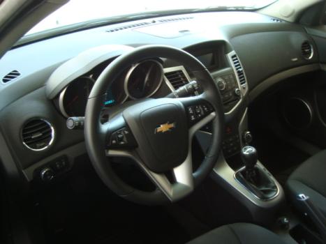 CHEVROLET Cruze Hatch 1.8 16V 4P LT ECOTEC FLEX, Foto 3