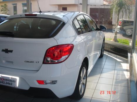 CHEVROLET Cruze Hatch 1.8 16V 4P LT SPORT6 FLEX, Foto 2