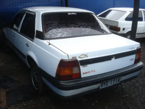 CHEVROLET Monza Sedan 2.0 EFI 4P GL, Foto 2