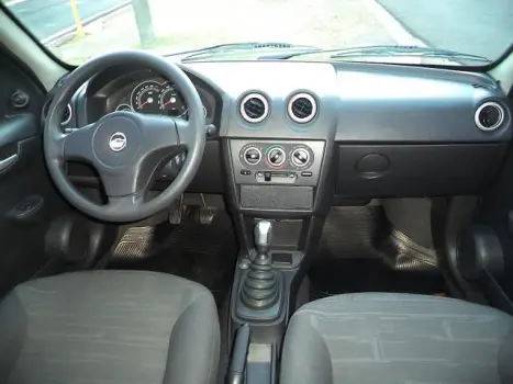 CHEVROLET Prisma 1.4 4P MAXX FLEX, Foto 4