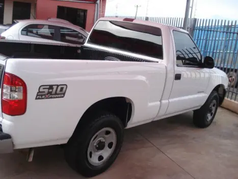 CHEVROLET S10 2.4 FLEX ADVANTAGE CABINE SIMPLES, Foto 3