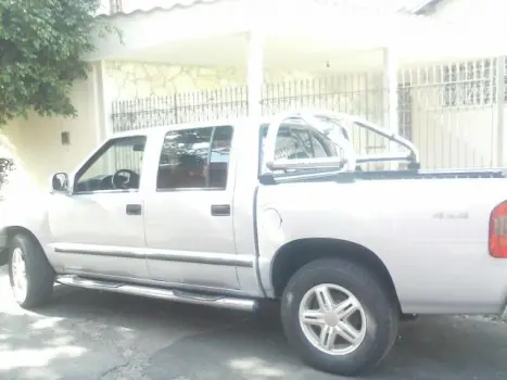 CHEVROLET S10 2.8 12V EXECUTIVE CABINE DUPLA TURBO DIESEL, Foto 3