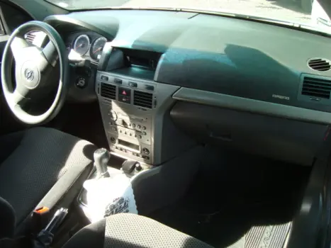 CHEVROLET Vectra Hatch 2.0 4P FLEX GT, Foto 3