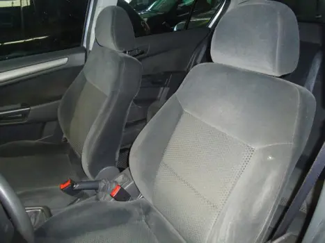 CHEVROLET Vectra Hatch 2.0 4P FLEX GT, Foto 3