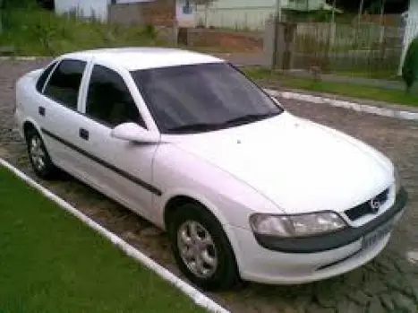 CHEVROLET Vectra Sedan 2.2 4P GLS, Foto 2