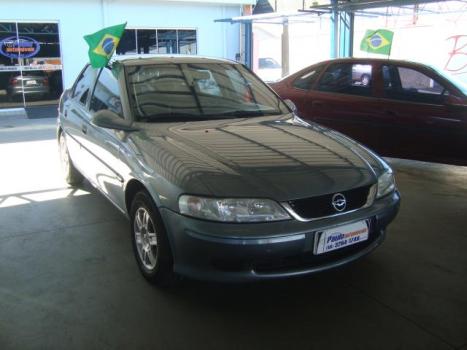 CHEVROLET Vectra Sedan 2.2 4P GLS, Foto 2