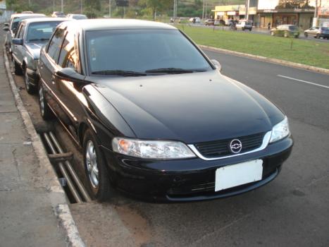CHEVROLET Vectra Sedan GLS 2.0 4P, Foto 1