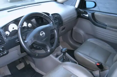 CHEVROLET Zafira 2.0 4P FLEX ELITE, Foto 4