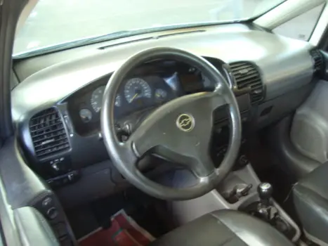 CHEVROLET Zafira 2.0 4P FLEX COMFORT, Foto 4