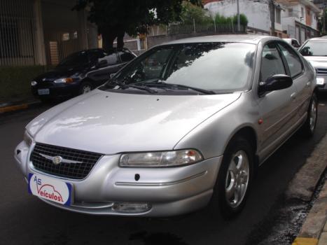 CHRYSLER Stratus LX 2.5 V6 4P, Foto 1