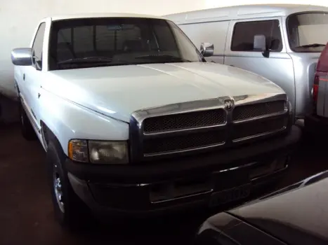 DODGE Ram 5.9 I6 24V 2500 SLT 4X4 CABINE SIMPLES HAVE DUTY TURBO DIESEL AUTOM�TICO, Foto 1