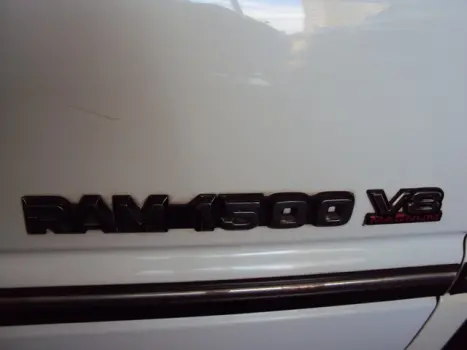 DODGE Ram 5.9 I6 24V 2500 SLT 4X4 CABINE SIMPLES HAVE DUTY TURBO DIESEL AUTOM�TICO, Foto 3