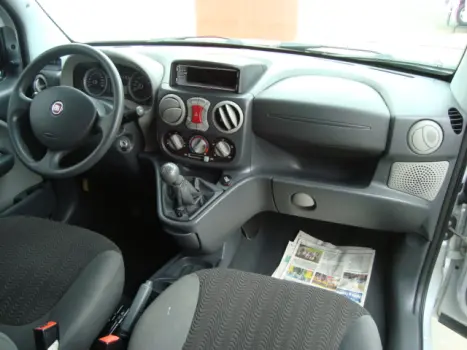 FIAT Doblo 1.8 16V 4P FLEX ESSENCE, Foto 3
