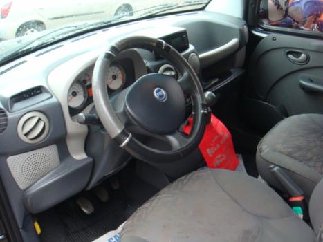FIAT Doblo 1.8 4P ADVENTURE, Foto 4