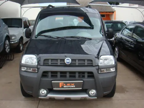 FIAT Doblo 1.8 4P ADVENTURE, Foto 2