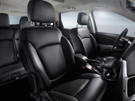 FIAT Freemont 2.4 16V 4P PRECISION AUTOM�TICO 7 LUGARES, Foto 4