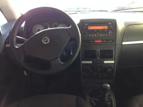 FIAT Idea 1.4 4P ELX FLEX, Foto 4