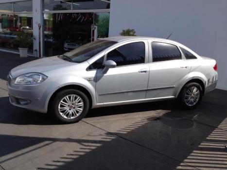 FIAT Linea 1.8 16V 4P FLEX ESSENCE, Foto 3