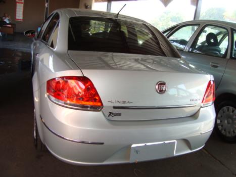 FIAT Linea 1.8 16V 4P FLEX ESSENCE, Foto 2