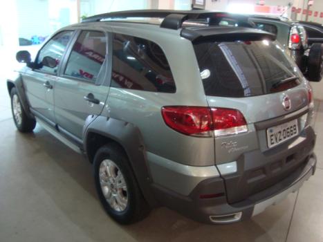 FIAT Palio Weekend 1.8 4P FLEX ADVENTURE LOCKER DUALOGIC AUTOMATIZADO, Foto 2