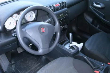 FIAT Stilo 1.8 4P FLEX ATTRACTIVE, Foto 4